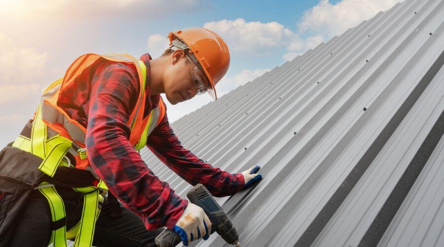 Professional Emergency Roof Repairs services in Fiatt, IL